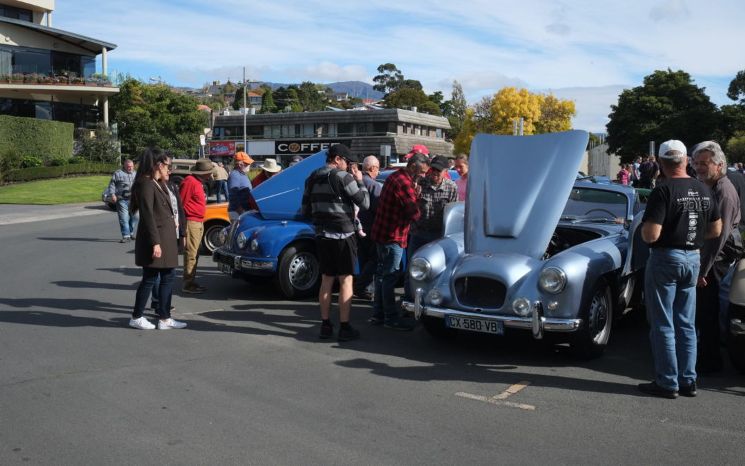 Classic car meet at Sandy Bay